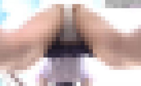 パンツ丸見え、公然ワイセツなクソミニJKの生態観察(4) 開脚股間ドアップ、立ちバック姿勢編