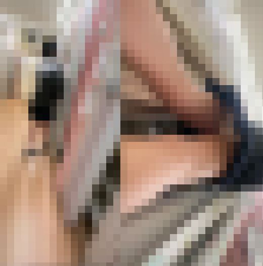制服JK姿の妹をエスカレーターでカメラ突っ込み→バレて激オコw