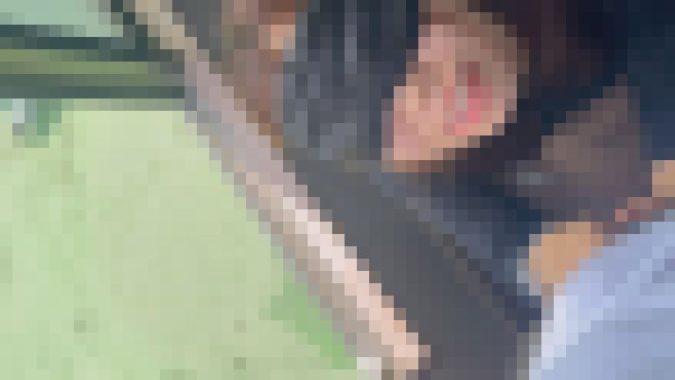 ※購入特典あり しゃぶりながら【脳で感じる】ドMな人妻を踊り場に連れ込んで容赦ない顔射 脳とクリトリスが直結人妻