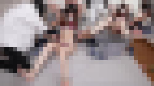 バタ足させて紛らわそうとするも羽交締めで動きを奪われ快楽責めでも悶絶するスレンダー女子(完全オリジナル)