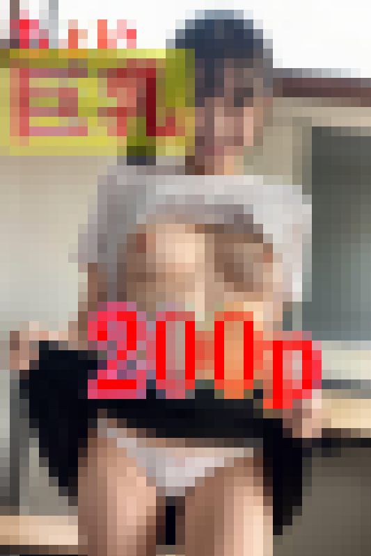 制服姿でパンツと胸を見せてくれる女の子 ~ちょい巨乳編~ 200枚!
