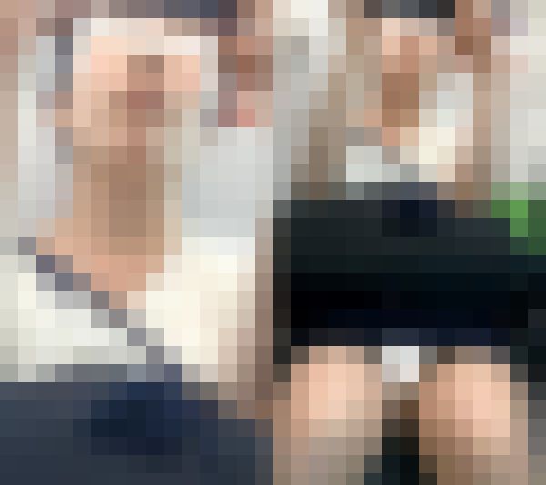 (電車対面)(顔出し)スマホでお顔を隠せてる?…でも…下から可愛いお顔と…無防備な▼ぞーんを執拗にのぞかれちゃった…OLお姉さん