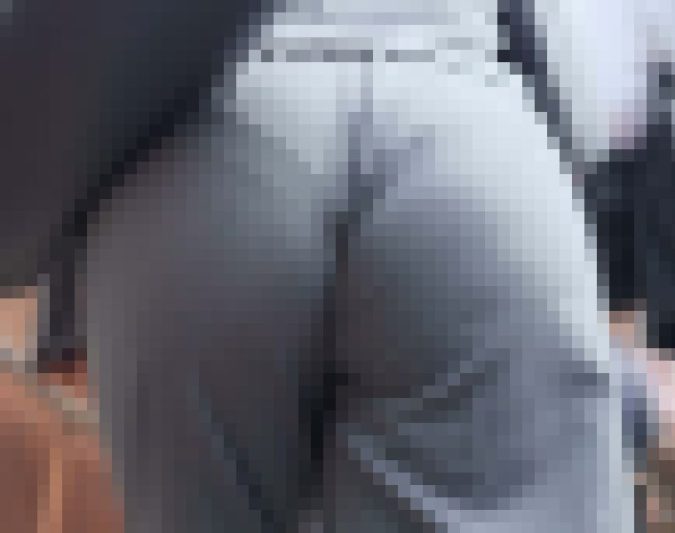 歩行記録0198「階段にてパンツスーツOLのまるっとしたヒップに接近」
