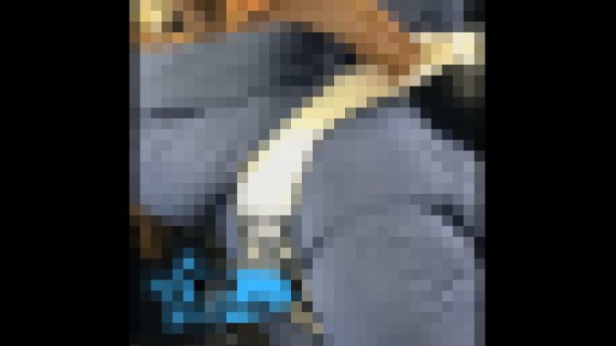 【再販】限界リーマン決死の一撃!vol.28 色白茶髪・ピンクライン入りチェックスカート
