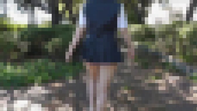 超ミニスカパンチラお散歩 晴美ちゃん2 人が見ていない場所では女性はエッチになれる