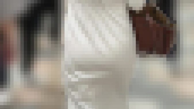 【再販】白いサテンワンピを着た清楚系お姉さんのPライン。
