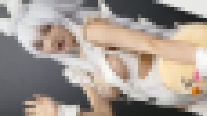 超高画質FHD動画 カリスマレイヤーに群がるカメコ100人超!胸の谷間 股間接写しまくりました