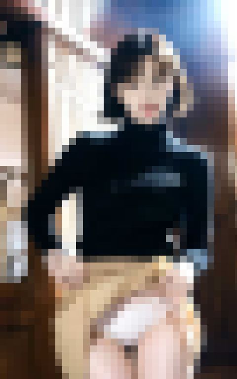パンツを見せるガールズ