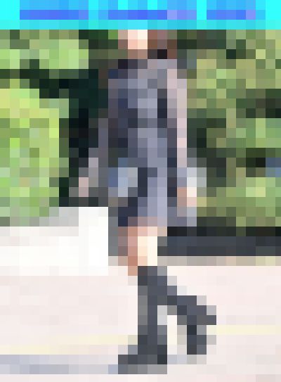 DS画像 202510版:ボリューム袖のトップスとフレアスカートの組み合わせが華やかで女性らしいモデルさん他、多数収録!