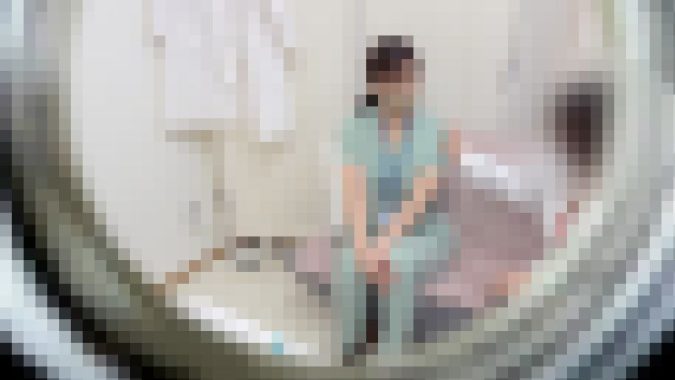 【女医の診察vol.29】不埒な研修医を休憩室で指導:ひとみ先生【前編】