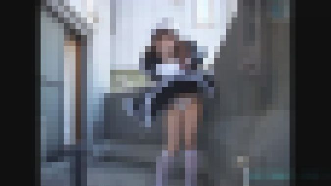 【再販】強風モンローdeパンティ Vol.1 〜ロリロリメイドさんの強風撮影現場〜