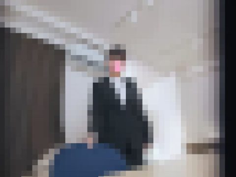 極上の原石女子をスカウト!vol.1 事務所で面接中に無防備&無垢なスカートの中を隠し撮り