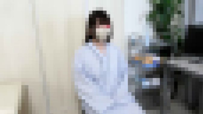 【美巨乳】色白OLの陥没乳首を弄りまくり。乳がん検査で乳首開発。研修医と2人で絶頂させる。