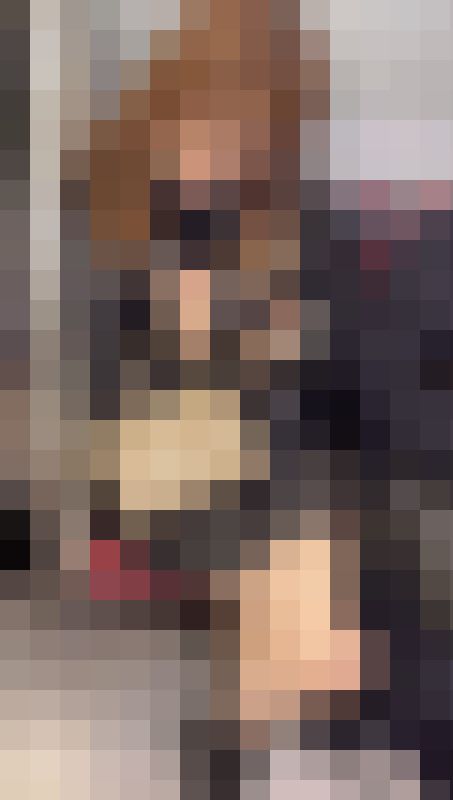 【再販】S級美人お姉さんのミニスカ脚組み美脚!真上からの密着撮