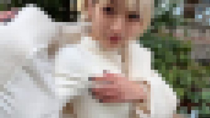 【再販】M男か?街中て?女性に声をかけてワキを舐めさせて貰う 美容部員 はるのちゃん